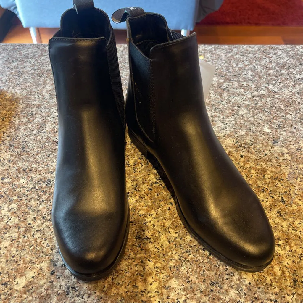 BLACK OVATION SIZE 6.5