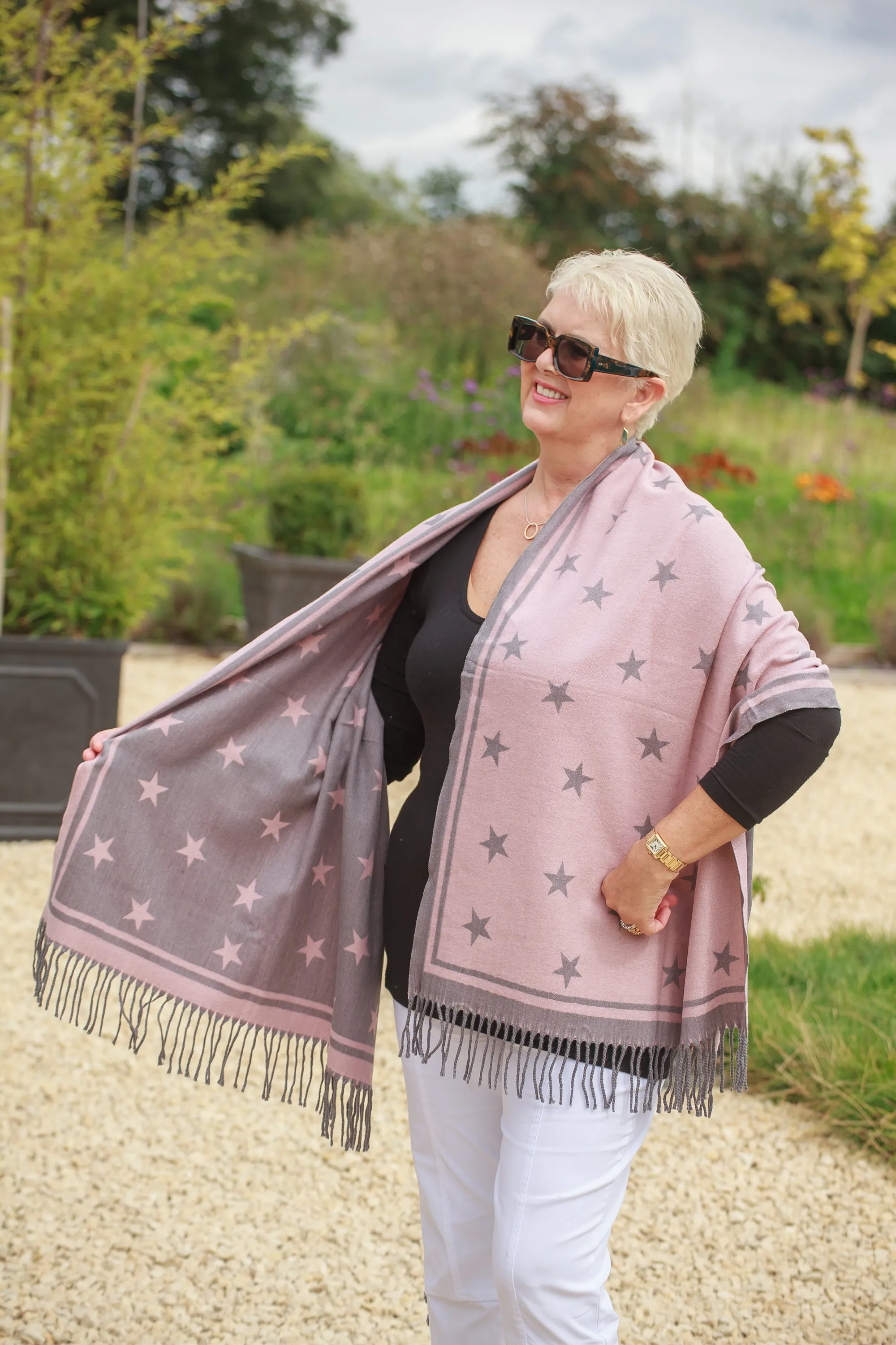 CELEBRITA - STAR PATTERN SCARF RMD202106-12 9 COLS