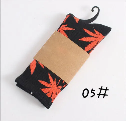 High Quality Harajuku Style Weed Socks For Women Men's Hip Hop Cotton Skateboard Sock Man WZ001