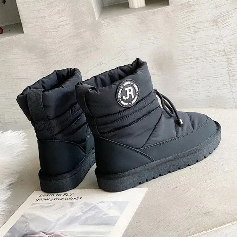 Leather Ankle Snow Boots: Stylish & Warm Winter Footwear