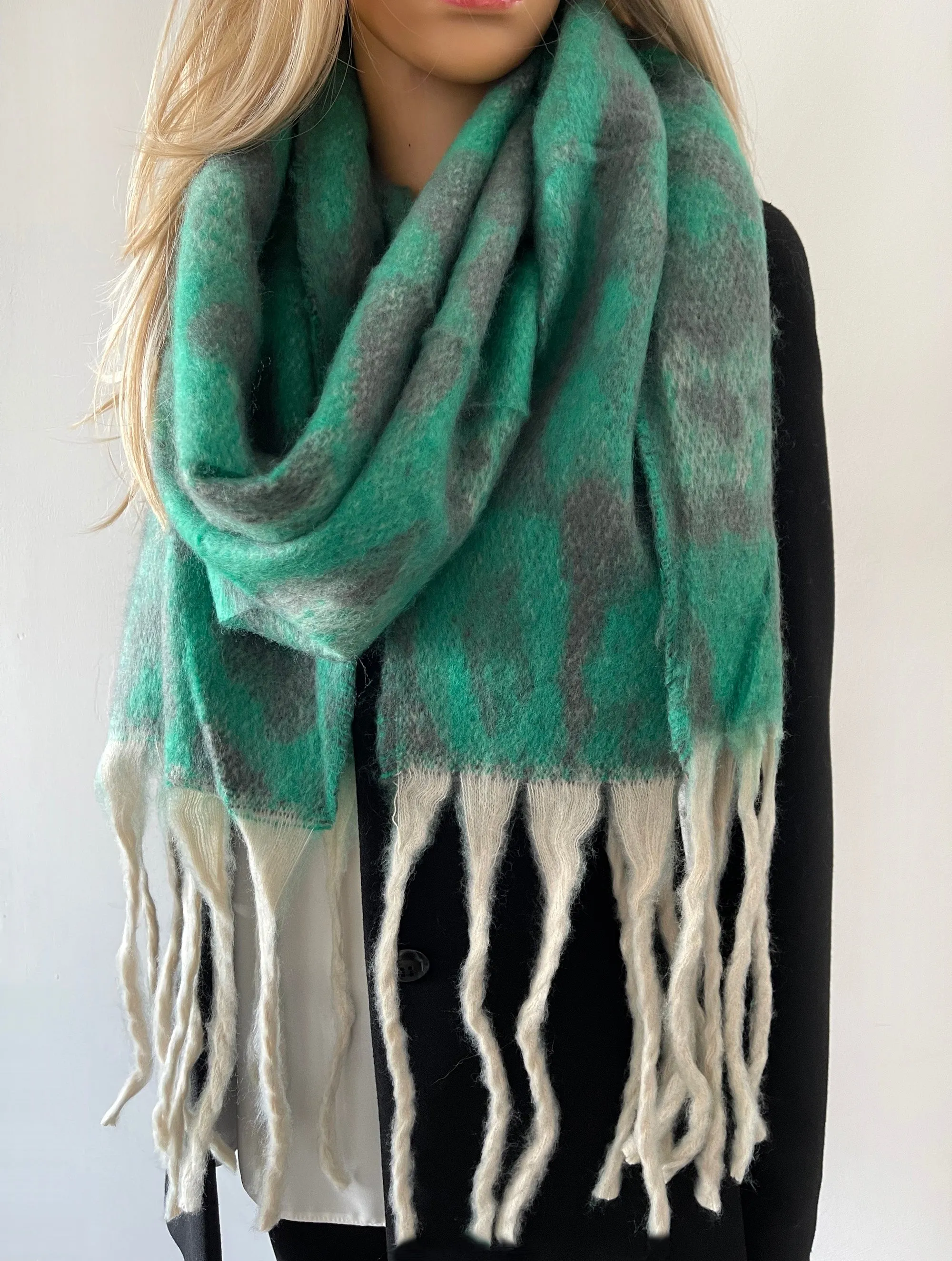 LONG GREEN WOOL MIX FLUFFY OVERSIZED LEOPARD PRINT SCARF