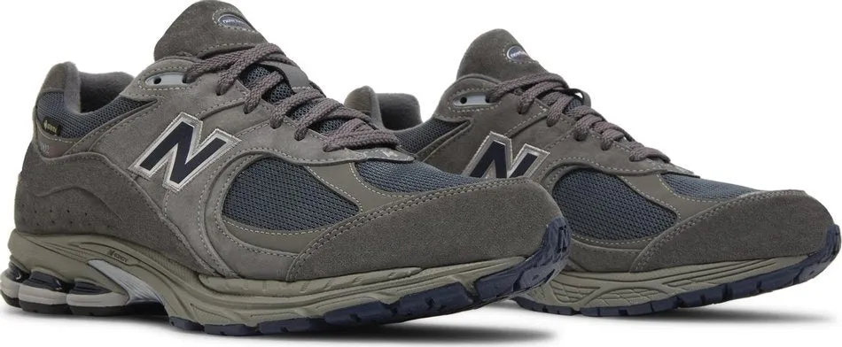 New Balance 2002R GORE-TEX sneakers, brown/gray